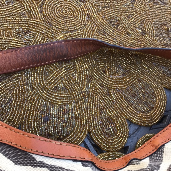 Michael Kors Millbrook Canvas Tiger Shoulder Bag Purse - Picture 9 of 15